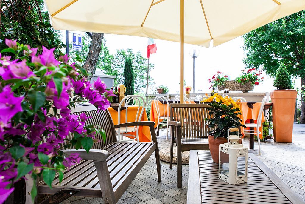 Osteria Da Cesare E Locanda Кастель Сан Петро Терме Экстерьер фото