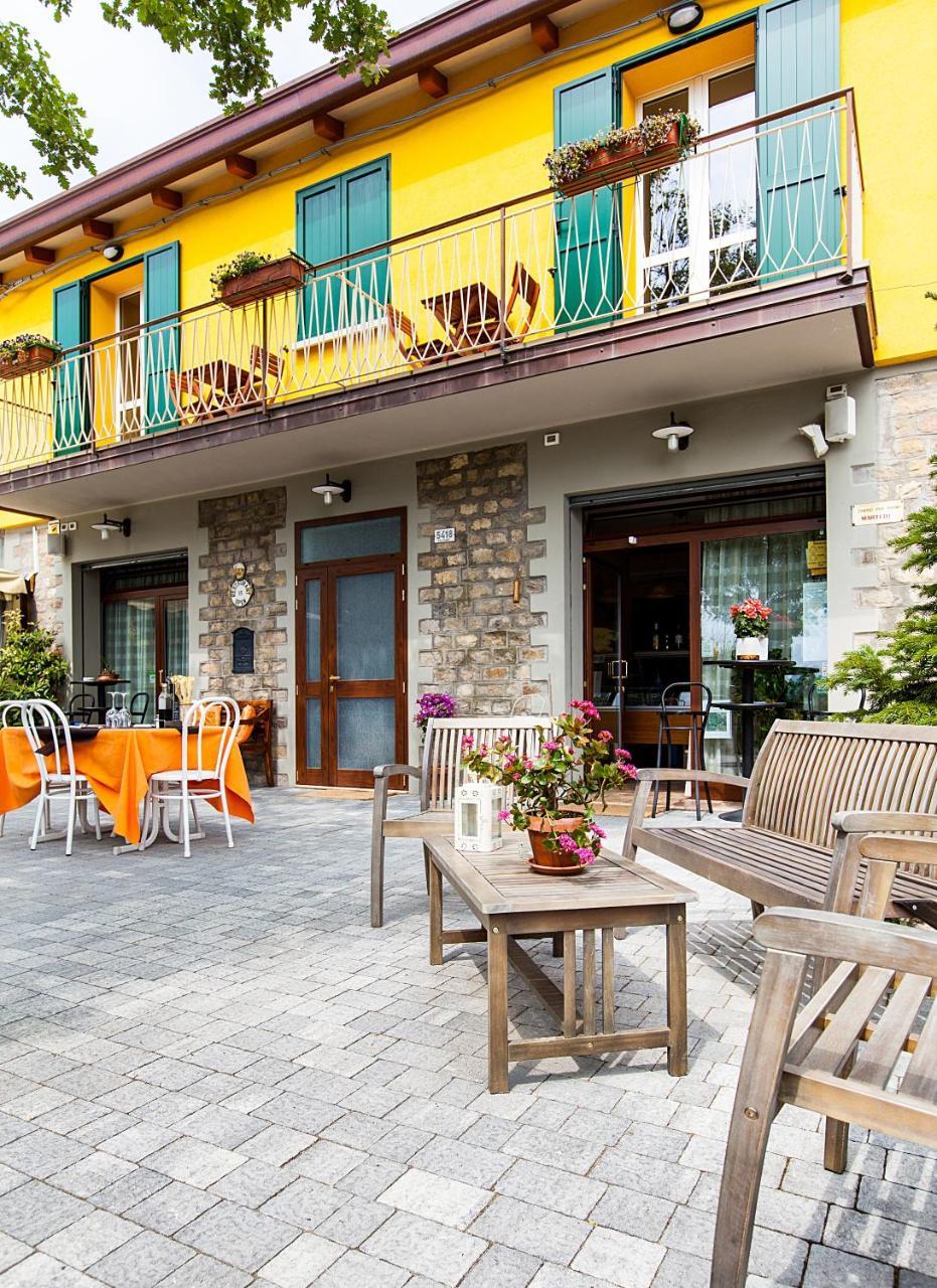 Osteria Da Cesare E Locanda Кастель Сан Петро Терме Экстерьер фото