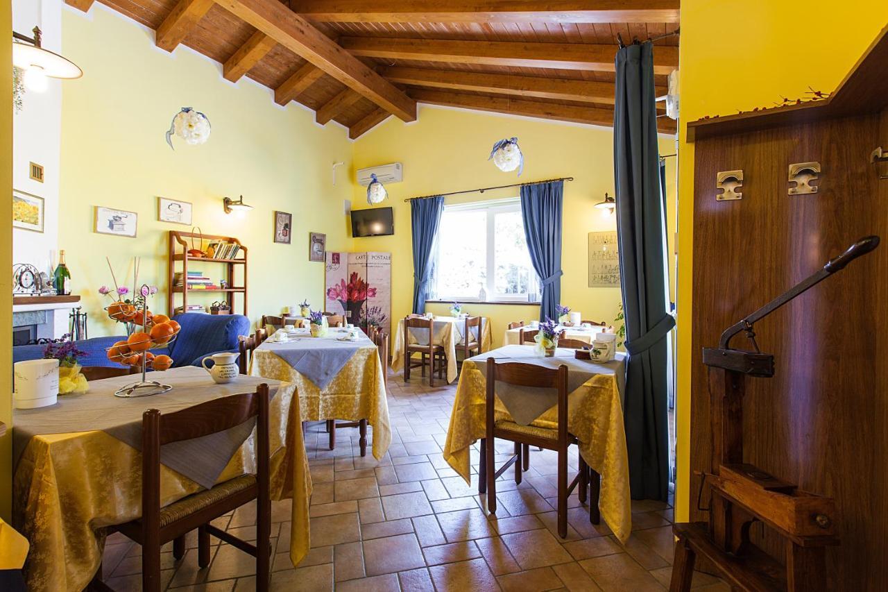 Osteria Da Cesare E Locanda Кастель Сан Петро Терме Экстерьер фото